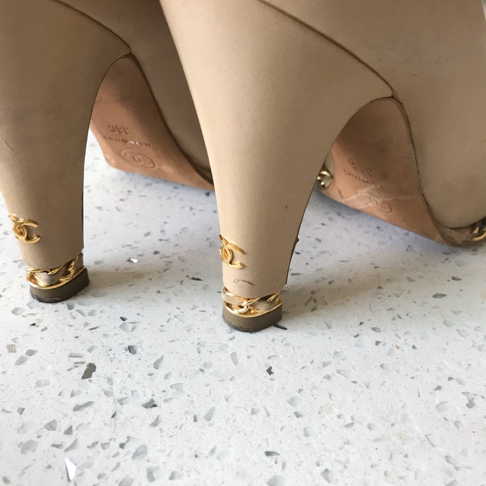 Authentic Chanel heels - Picture 7 of 8